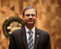 RBI Governor Sanjay Malhotra Warns Banks: Shape AI’s Future or Let It Shape You