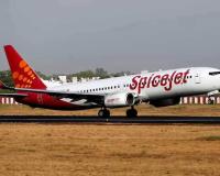 SpiceJet Delhi-Pune Flight Turns Chaotic After AC Failure, Passengers Protest