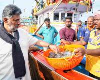 Karnataka CM Shivakumar Makes Early Mangaluru Harbour Visit, Orders Inquiry