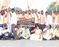 Telangana Protests Intensify Over Ganesh Immersion Rules and Water Shortages