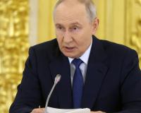Putin-Backed United Russia Set to Win Over 350 Seats in Russian Duma