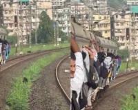 Woman Falls from Overcrowded Mumbai Local Train, Escapes with Minor Injuries
