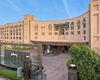 FSSAI Issues Corrective Notice to Delhi’s Radisson Blu Over Food Safety Violations