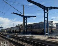 Russia Launches Deadly Drone Strike on Ukraine’s Dnipro, Killing 13, Zelenskyy Demands Sanctions