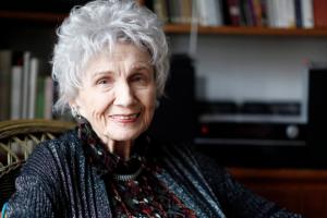 Alice Munro, Nobel literature winner revered as short story master, dies at 92