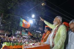 Lok Sabha Elections 2024: PM Modi holds mega roadshow with Bihar CM Nitish Kumar in Patna