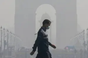 Delhi AQI today: Air Quality Index slightly improves to 306, cloud seeding trial likely