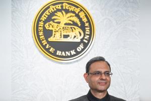 RBI repo rate cut to ease borrowing, boost exports: Industry chambers