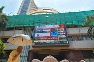 5 top companies add over Rs 72,000 crore in market value last week