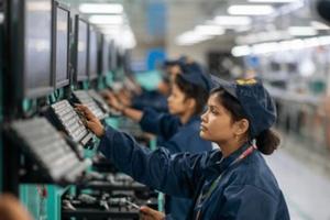 India 2nd largest mobile manufacturing country in the world: Minister