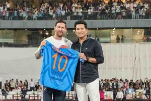 Messi and Tendulkar Share Iconic Jersey Moment as Football Meets Cricket at Wankhede
