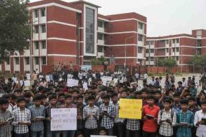 Kanpur Institute of Technology Students Stage Protest Over Sudden Exam Centre Change