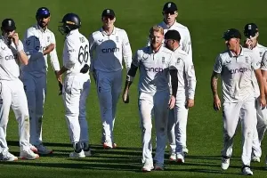 Johnson Urges England to Reset Approach as Ashes Slip Away