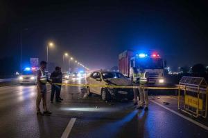 Car Crash Exposes Alleged Rape Inside Moving Vehicle in Bahraich; Accused Still at Large