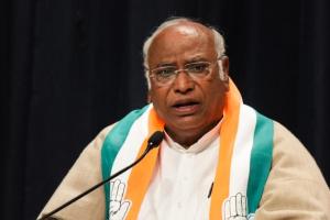 Kharge Defends Congress Ideals After Electoral Setbacks, Warns BJP of Fragile Politics