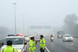 Noida Police Step Up Fog Safety Drive, Urge Motorists to Slow Down on Highways