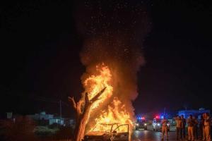 Fiery Late-Night Crash in Rajasthan’s Kishangarh as Speeding Car Bursts Into Flames; Driver Escapes in Time