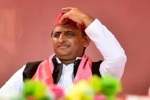 Akhilesh Yadav Flags Concerns Over Rising Dollar and New Trade Tariffs