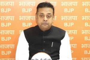 BJP Alleges Violent Attack on Party President’s Convoy in Bengal, Claims Hundreds of Workers Killed