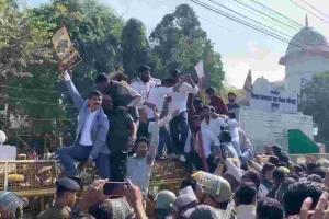 Congress Leaders Rally in Ajmer to Defend the Aravalli Hills