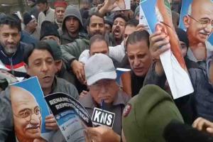 Congress Stages Fierce Protest in Jammu Against Alleged Move to Scrap MGNREGA, Police Step In