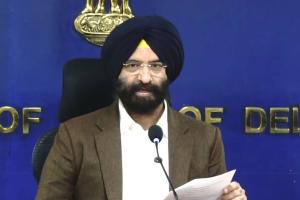 Delhi Government Plans Dedicated Carpooling App to Tackle Pollution and Traffic Congestion