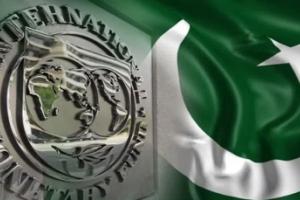 IMF ignores its own report to okay $1.29 bn loan for Pakistan