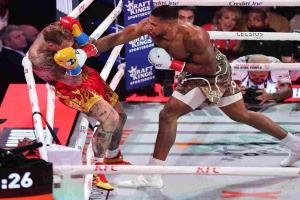 Joshua Delivers Knockout Statement as Jake Paul Falls in Sixth Round in Miami