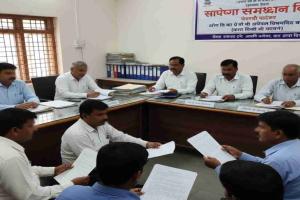 Ration Dealers Stage Protest During Public Grievance Hearing at Budhana Tehsil