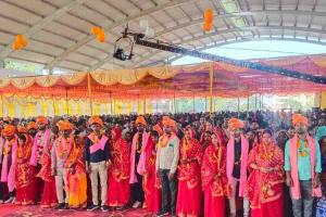 UP’s Barabanki Hosts Mass Wedding Ceremony Under Chief Minister’s Scheme, 171 Couples Married