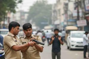 Viral Ghaziabad Video Raises Questions Over Police Preparedness as Suspect Stands Nearby