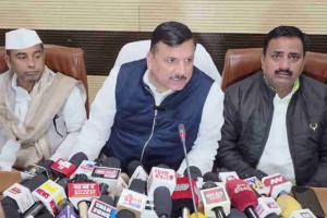 Aam Aadmi Party Challenges BJP on Home Turf with 'Employment and Social Justice' March from Mirzapur to Varanasi