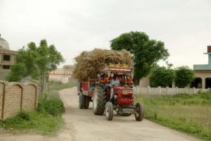 Experts slam corporate farming, land grabbing in Pakistan