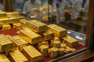 Bullion Markets Surge as Gold Prices Hit Record Highs in Mumbai