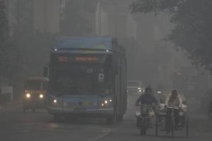 Delhi-NCR Chokes as AQI Hits 'Severe' Threshold, Triggering Public Health Alarm