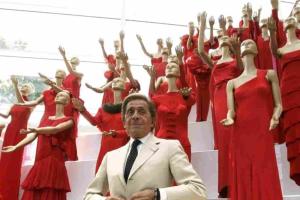 End of an Era: Valentino Garavani, the ‘Emperor’ of Italian Couture, Passes Away at 93