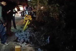 Five Rescued After Vehicle Plunges into Gorge on Nainital-Haldwani Highway