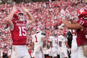 Indiana Juggernaut Overwhelms Oregon in Peach Bowl to Clinch National Championship Berth