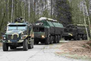 Kremlin Escalates Conflict with Hypersonic Oreshnik Strike Near NATO Border