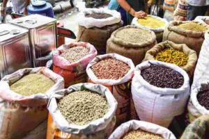 Market Reality Check: Agricultural Prices Diverge from Minimum Support Thresholds Amid Fluctuating Arrivals