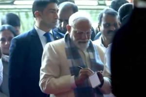 Prime Minister Modi Celebrates Pongal at Union Minister Murugan’s Residence, Honoring Tamil Heritage