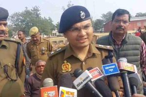 Sonbhadra Police Pivot to Reformative Justice, Retire History Sheets of 21 Elderly Residents