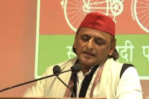 SP Chief Akhilesh Yadav Questions Election Commission’s Integrity Over CM’s Voter List Claims