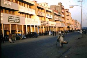 The Gilded Lens: Viral 1950s Footage Sparks National Debate Over Nostalgia and Historical Reality