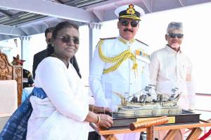 India Projects Global Maritime Dominance as President Murmu Reviews International Fleet in Visakhapatnam