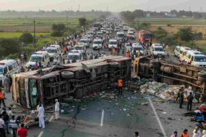 Over Two Dozen Injured as Bus and Truck Collide on NH-730 in Pilibhit