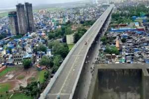 Massive Administrative Crackdown Reclaims 11 Acres of Government Land in Mankhurd Encroachment Clearance