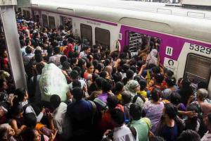 Mumbai Railway Revolution: First Automatic Door Non-AC Local Train Reaches Kurla