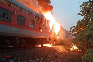 Railways Suspects Sabotage in Multiple Train Fire Incidents; Nationwide Investigation Launched