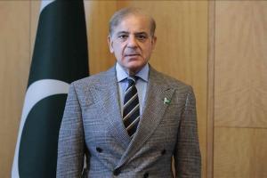 Pakistan PM Shehbaz Sharif Credits Donald Trump for India-Pakistan Ceasefire, Calls Him a “Man of Peace”